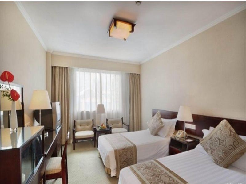 Jing An Hotel Shanghai Exterior photo